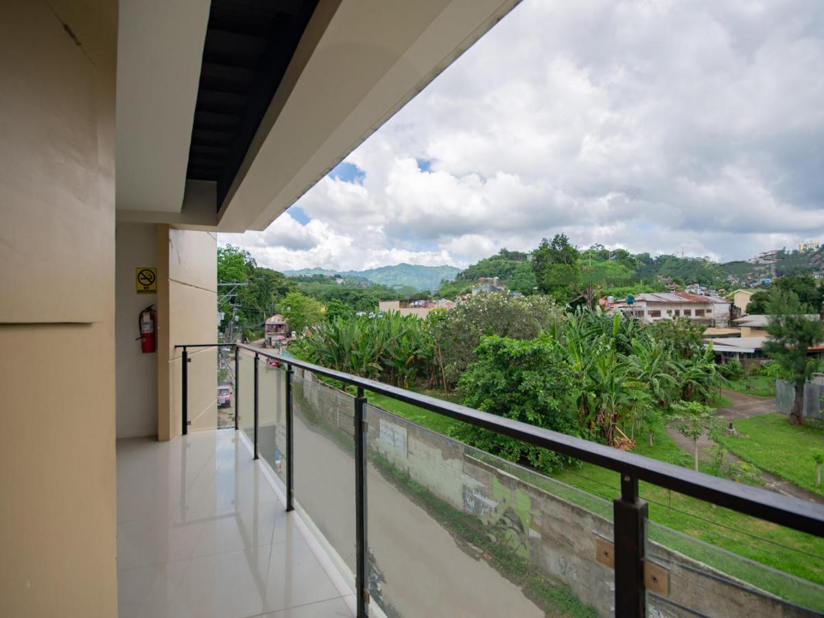 Oyo 707-908 Salinas Suites Cebu Buitenkant foto